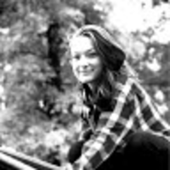 Meet your Posher, Maddie - Picture 1 of 1